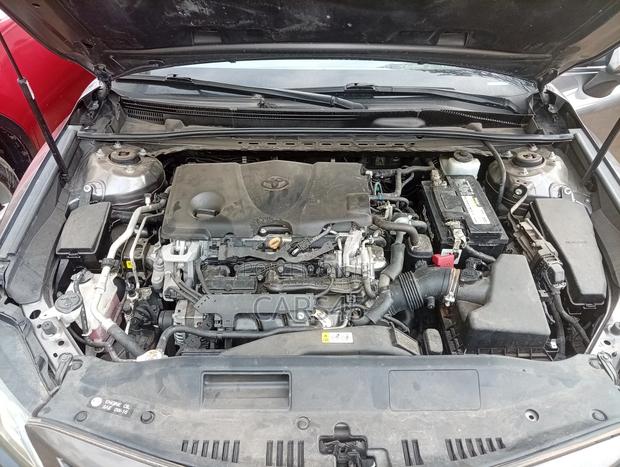 Toyota Camry 2019 Gray