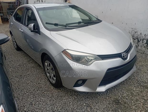 Toyota Corolla 2016 Silver