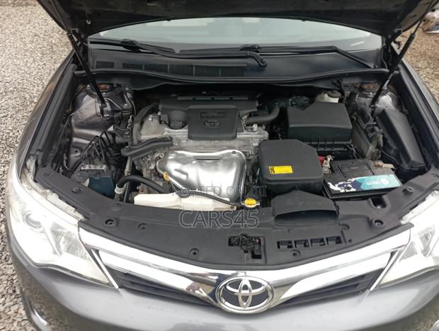 Toyota Camry 2012 Gray