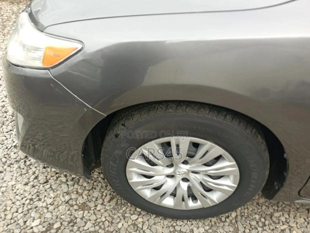 Toyota Camry 2012 Gray