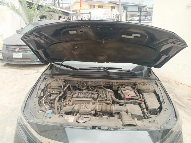 Honda Accord 2018 Black