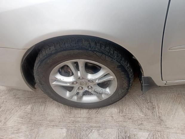 Toyota Camry 2005 Silver