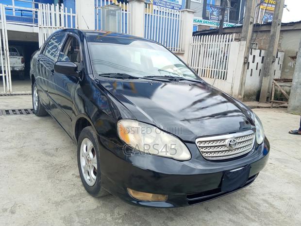 Toyota Corolla 2004 Black