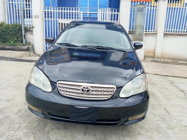 Toyota Corolla 2004 Black