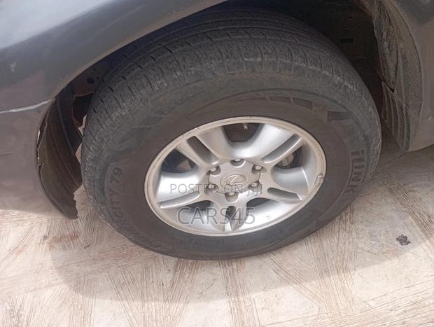 Lexus GX 2004 Gray