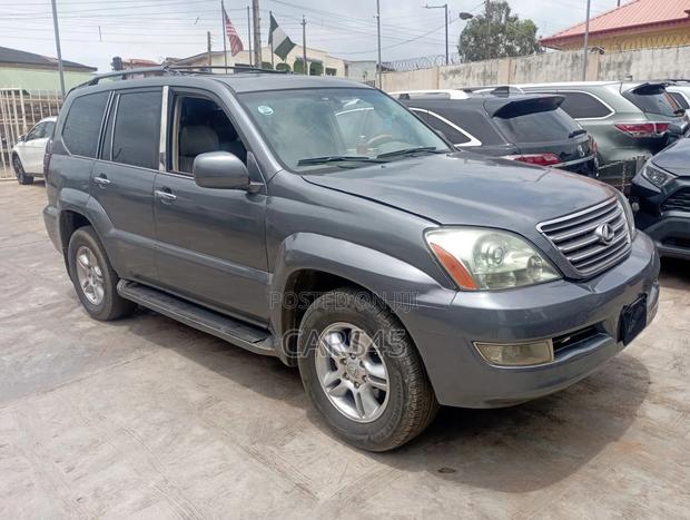 Lexus GX 2004 Gray