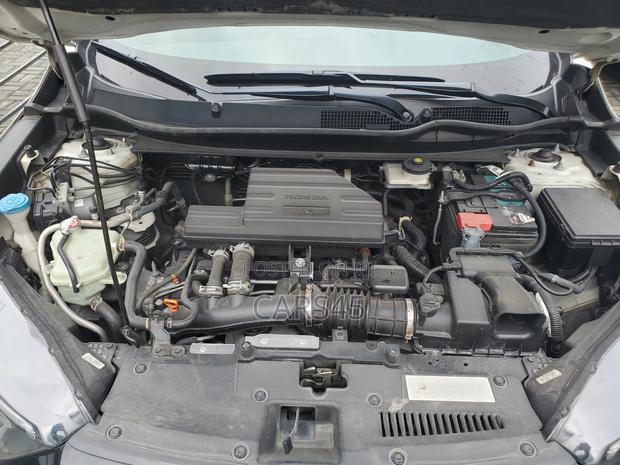 Honda CR-V 2022 White