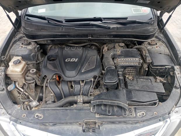 Hyundai Sonata 2011 Gray