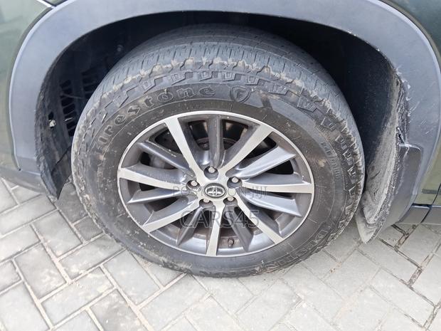 Toyota Highlander 2019 Green