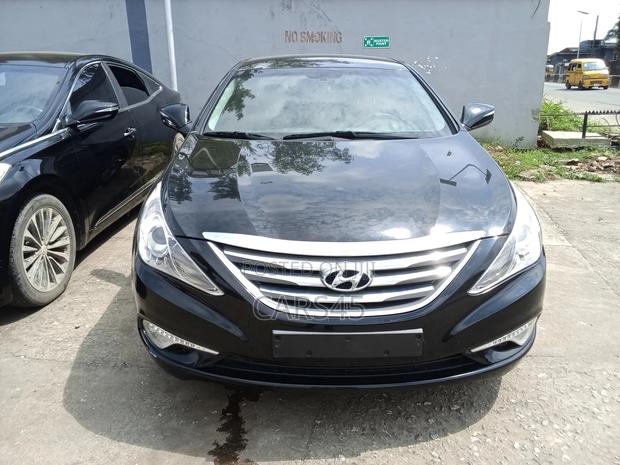 Hyundai Sonata 2014 Black