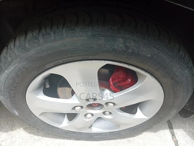 Hyundai Elantra 2009 Black