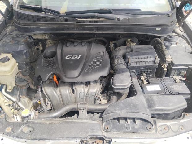 Hyundai Sonata 2011 Black