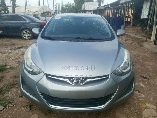 Hyundai Elantra Limited 4dr Sedan (1.8L 4cyl 6A) 2015 Gray