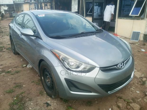 Hyundai Elantra Limited 4dr Sedan (1.8L 4cyl 6A) 2015 Gray