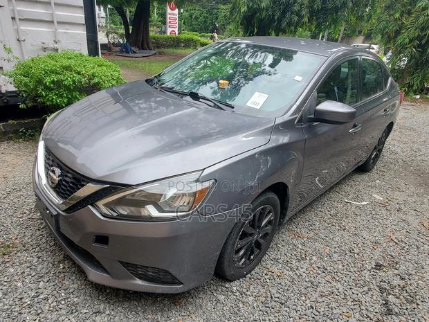 Nissan Sentra 2018 Gray