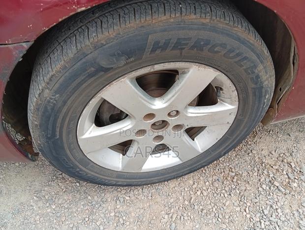 Toyota Camry LE 4dr Sedan (2.4L 4cyl 5M) 2002 Red
