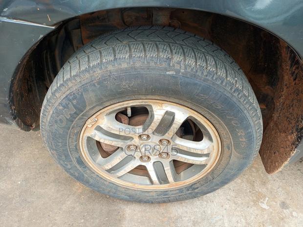 Honda Pilot 2004 Gray