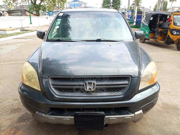 Honda Pilot 2004 Gray