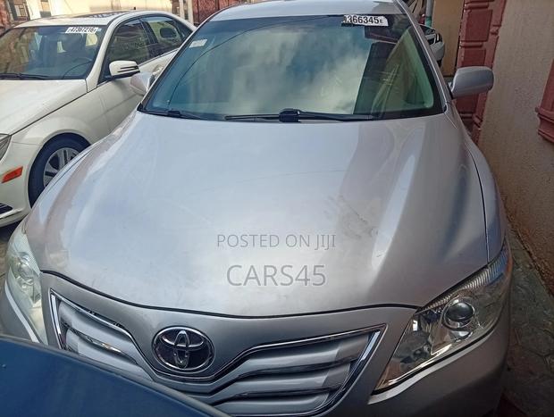 Toyota Camry 2011 Beige