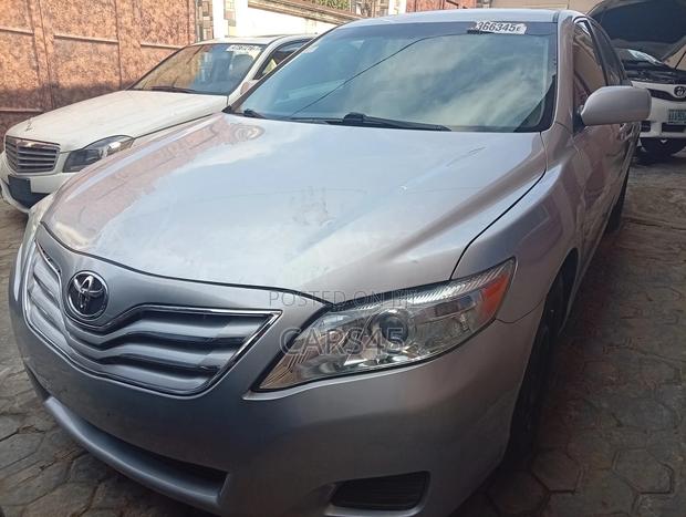 Toyota Camry 2011 Beige