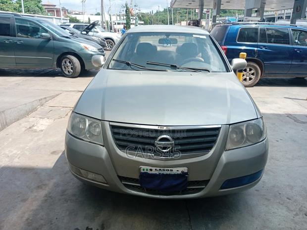 Nissan Sunny 2007 Silver