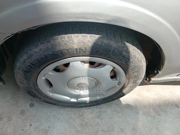 Nissan Sunny 2007 Silver