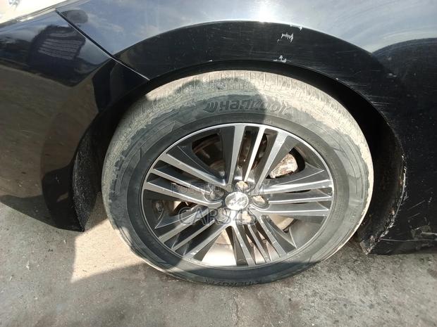 Hyundai Grandeur 2013 Black