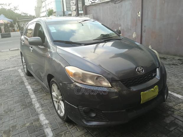 Toyota Matrix 2010 Gray
