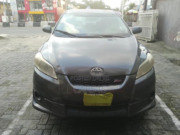 Toyota Matrix 2010 Gray