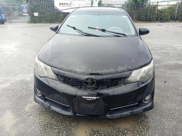 Toyota Camry LE 4dr Sedan (2.5L 4cyl 6A) 2013 Black