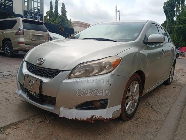 Toyota Matrix 2009 Gray