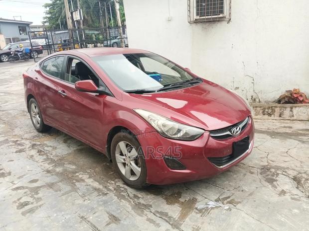 Hyundai Elantra 2013 Red