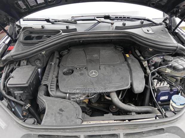 Mercedes-Benz M Class 2012 Blue