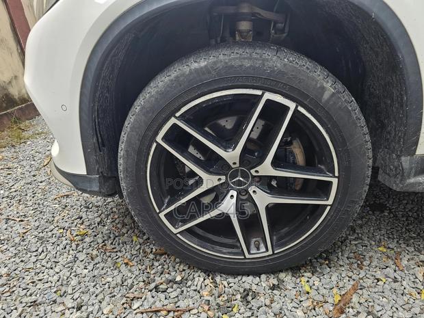Mercedes-Benz GLE-Class AMG GLE 43 4MATIC 2017 White