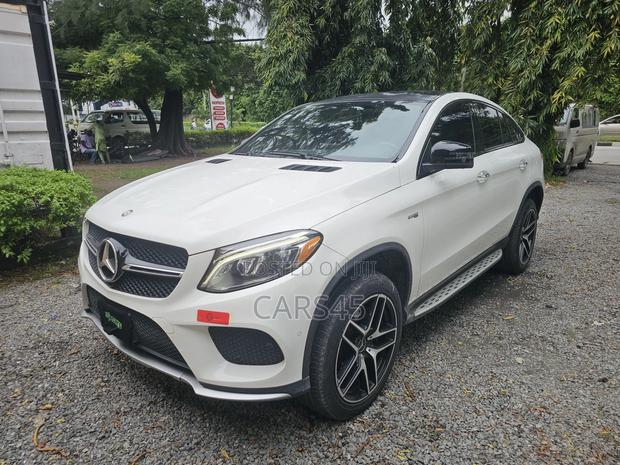 Mercedes-Benz GLE-Class AMG GLE 43 4MATIC 2017 White