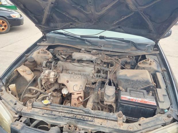 Toyota Camry Automatic 1998 Black