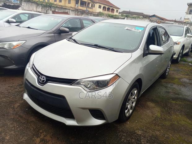 Toyota Corolla 2014 Silver