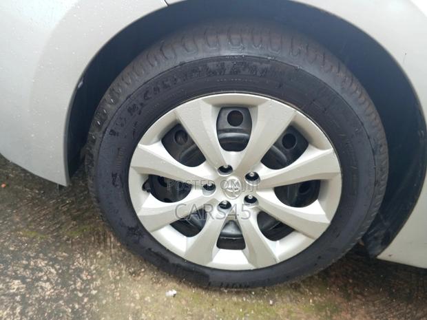 Toyota Corolla 2014 Silver