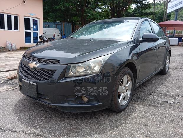 Chevrolet Cruze 2010 Gray