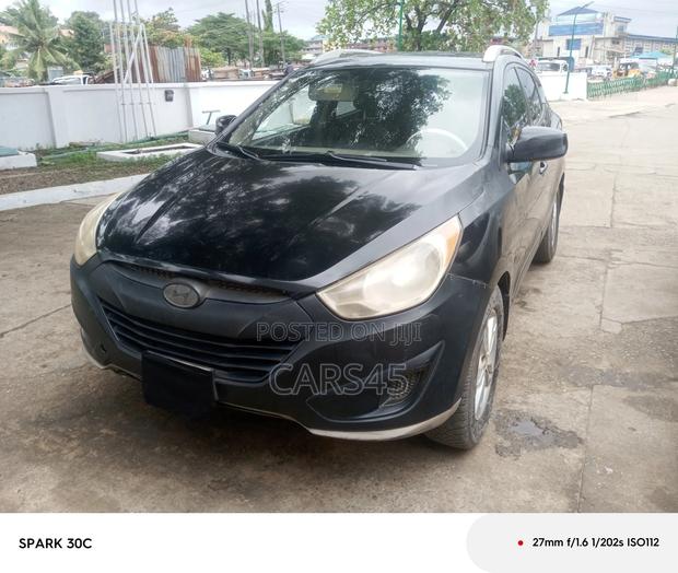 Hyundai Tucson 2010 Black