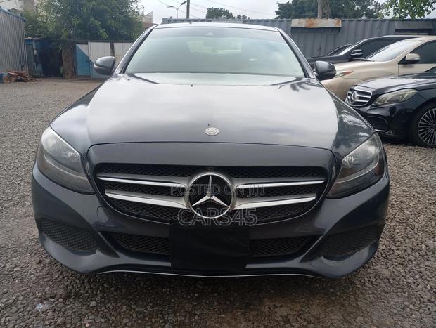 Mercedes-Benz C300 2017 Gray