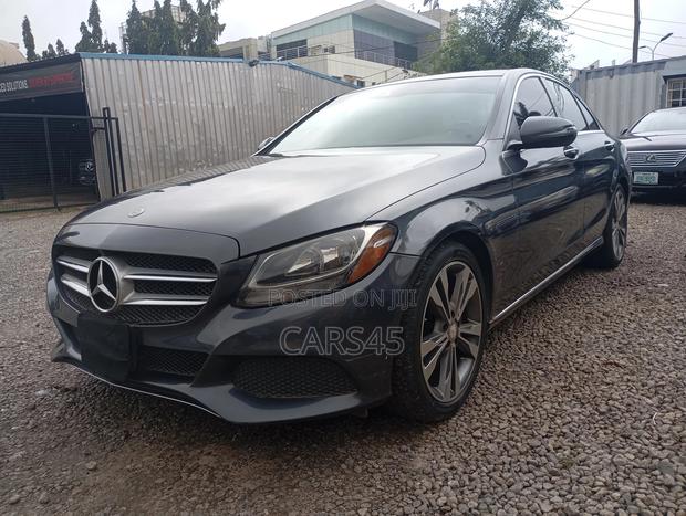 Mercedes-Benz C300 2017 Gray