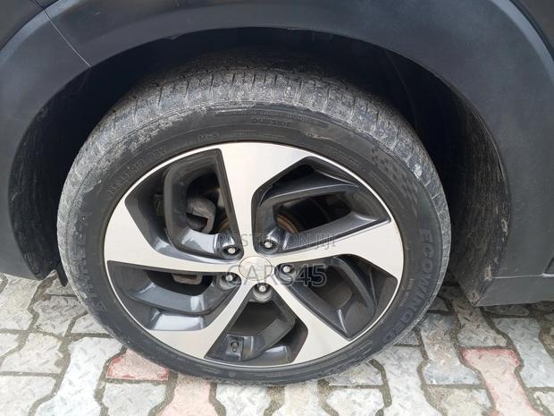 Hyundai Tucson 2016 Black