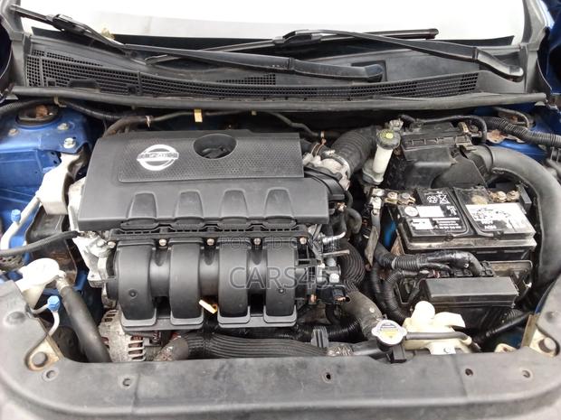 Nissan Sentra SR 4dr Sedan (1.8L 4cyl CVT) 2014 Blue