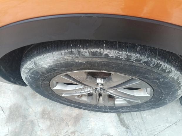 Hyundai Santa Fe 2014 Gold