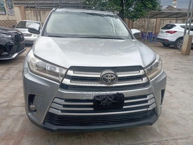 Toyota Highlander 2015 Gray