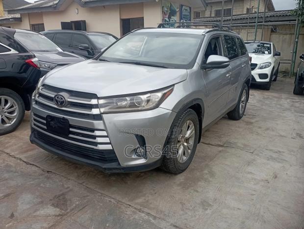 Toyota Highlander 2015 Gray