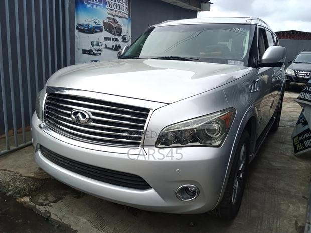 Infiniti QX56 2011 Silver