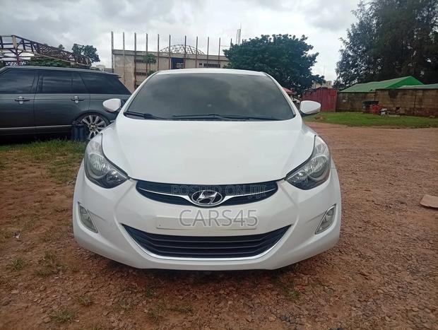Hyundai Avante 2011 White