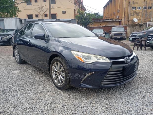 Toyota Camry 2015 Blue
